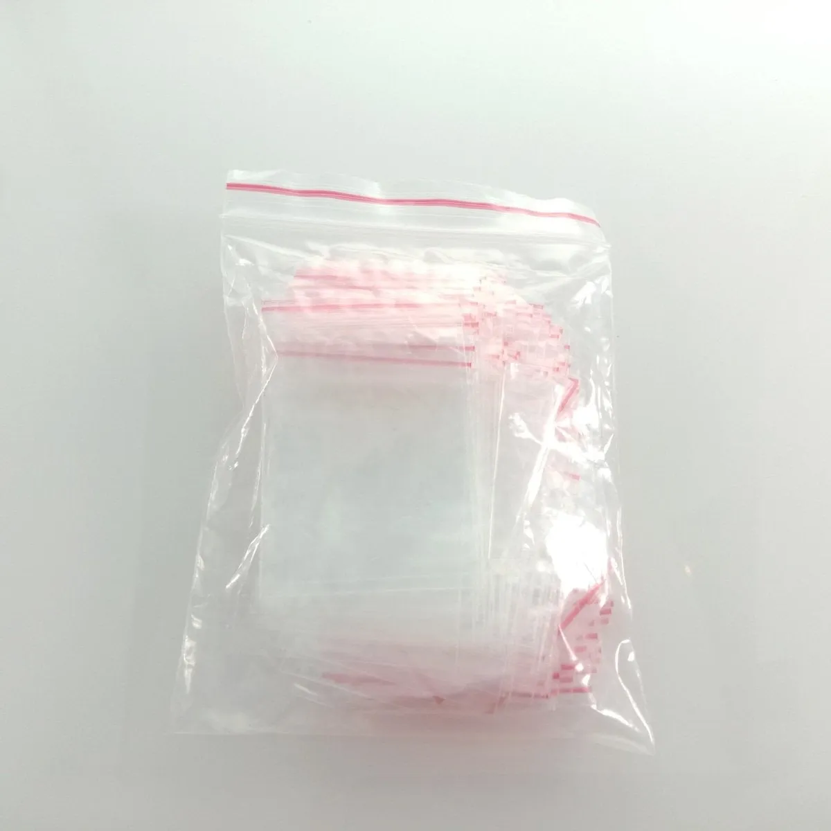 100pcs Clipseal Satchels 4x6cm Small Plastic Zip Bags Thin