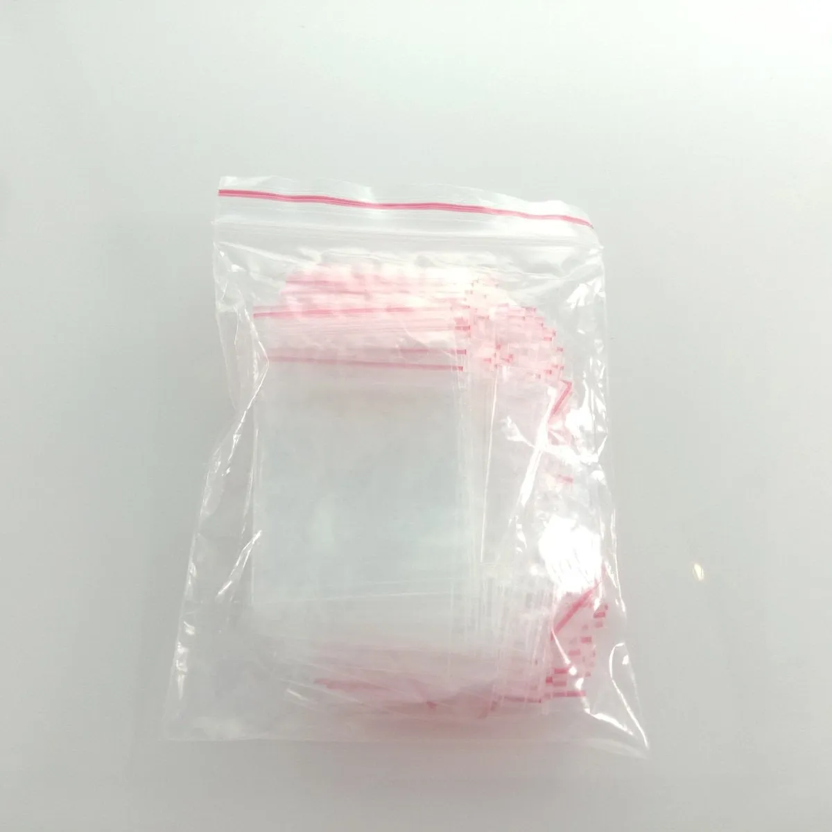 100pcs Clipseal Satchels 4x6cm Small Plastic Zip Bags Thin