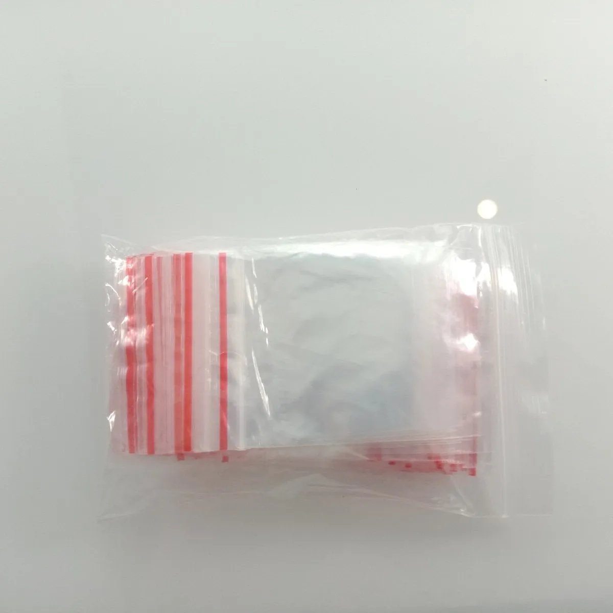 100pcs Clipseal Satchels 5x7cm Small Plastic Zip Bags Thin