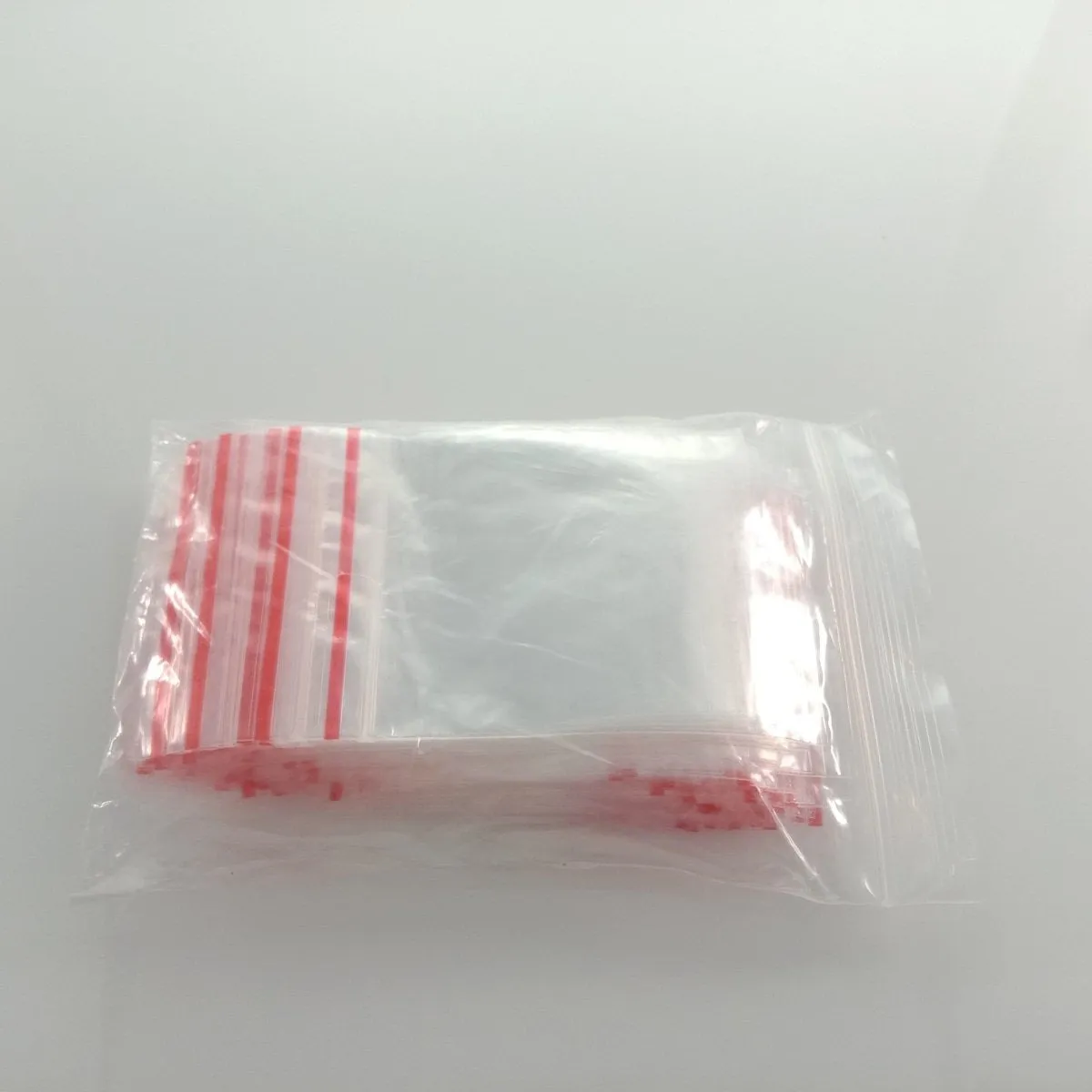 100pcs Clipseal Satchels 5x7cm Small Plastic Zip Bags Thin