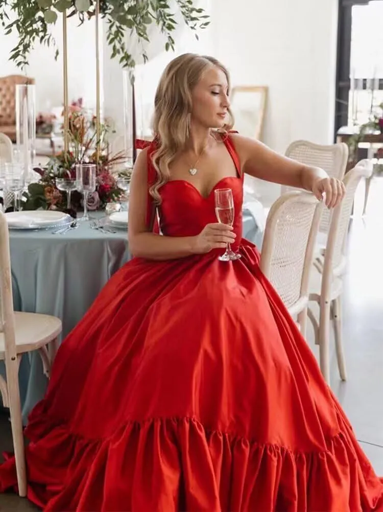 A-line Pleated Satin Spaghetti Prom Dresses for Women, Sweetheart Formal Evening Dress Long Party Dress