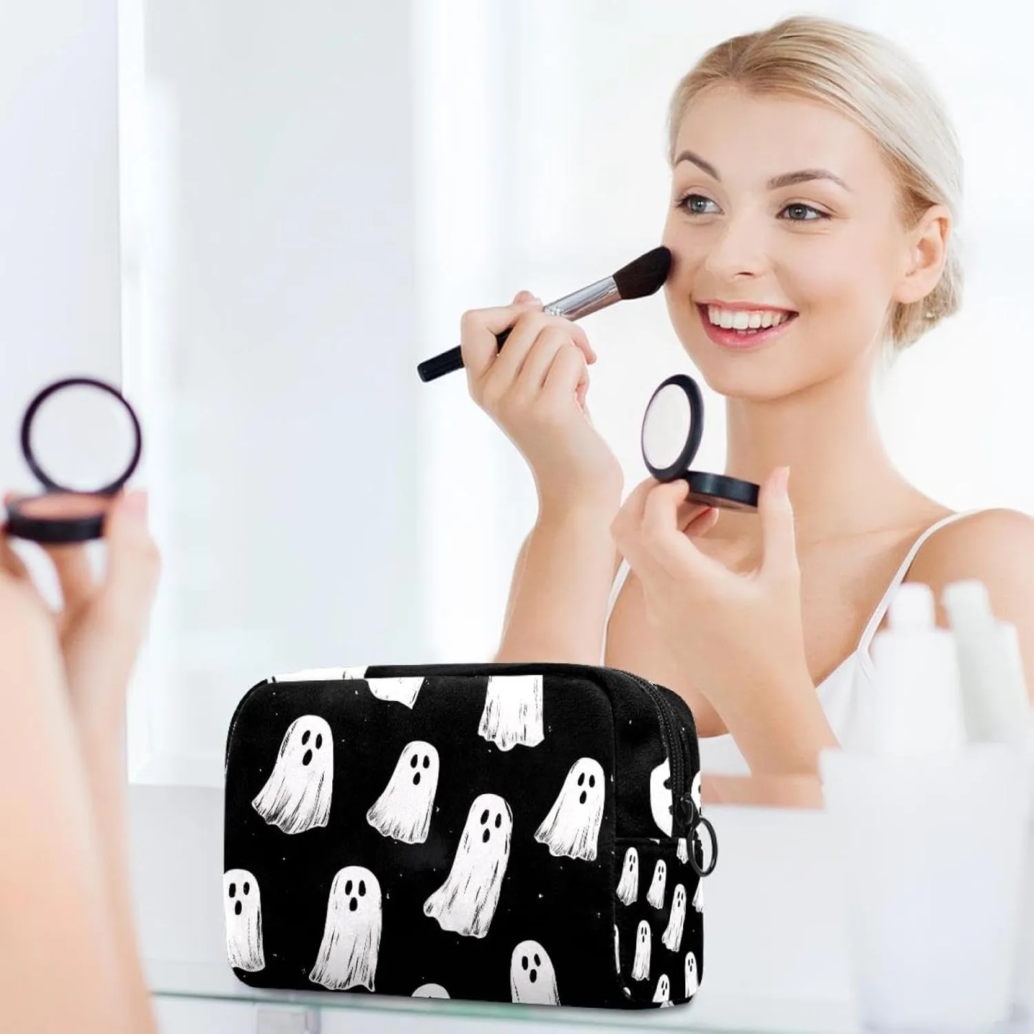 Makeup Organizer Bag, Halloween Ghosts Background Spooky Pattern Pencil Case Cosmetic Storage Bag Portable Toiletry Pouch for Women, Men, Traveling, School