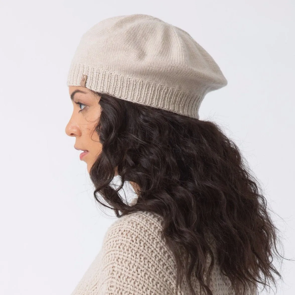 Merino Handknit Beret in Almond White