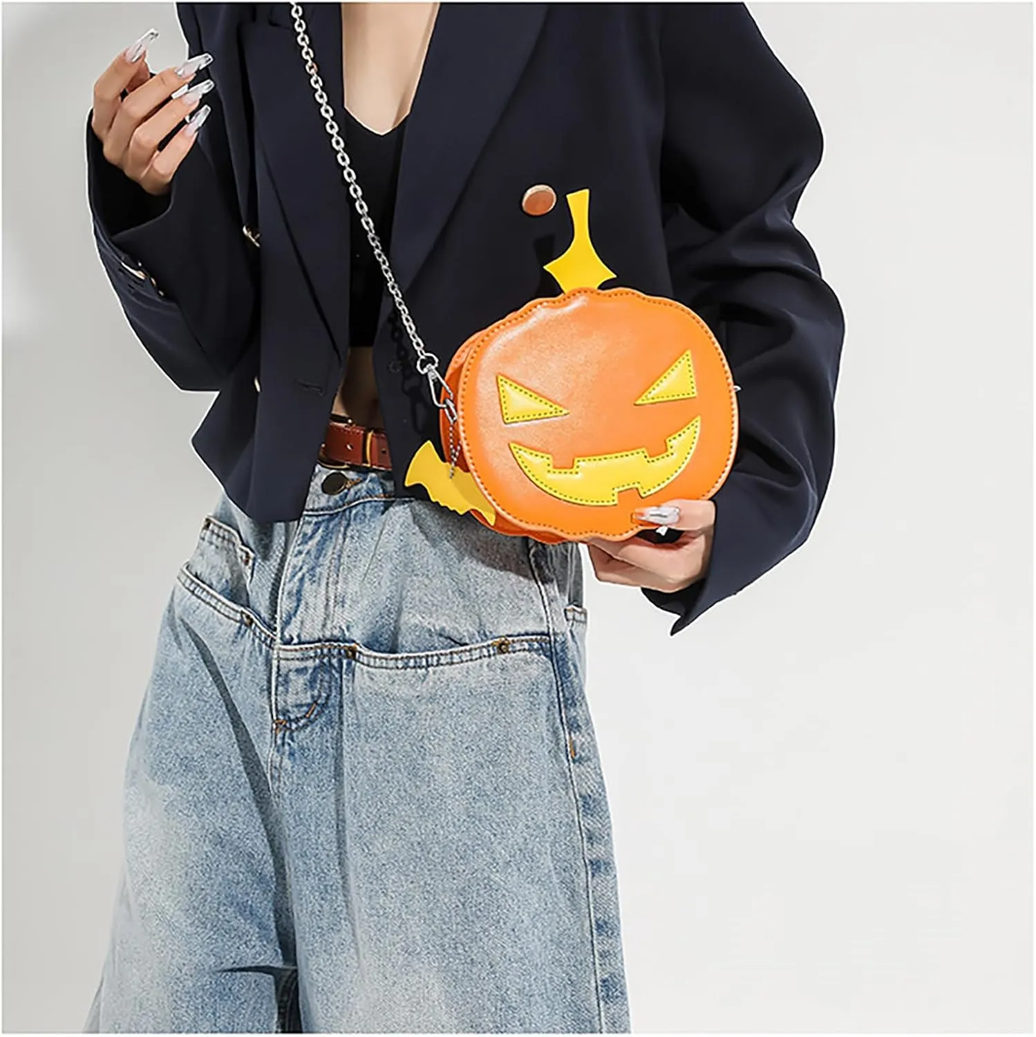 Women's Novelty Mini Chain Bags Halloween Pumpkin Shoulder Bag Cute Spooky Crossbody Bag Gift Idea